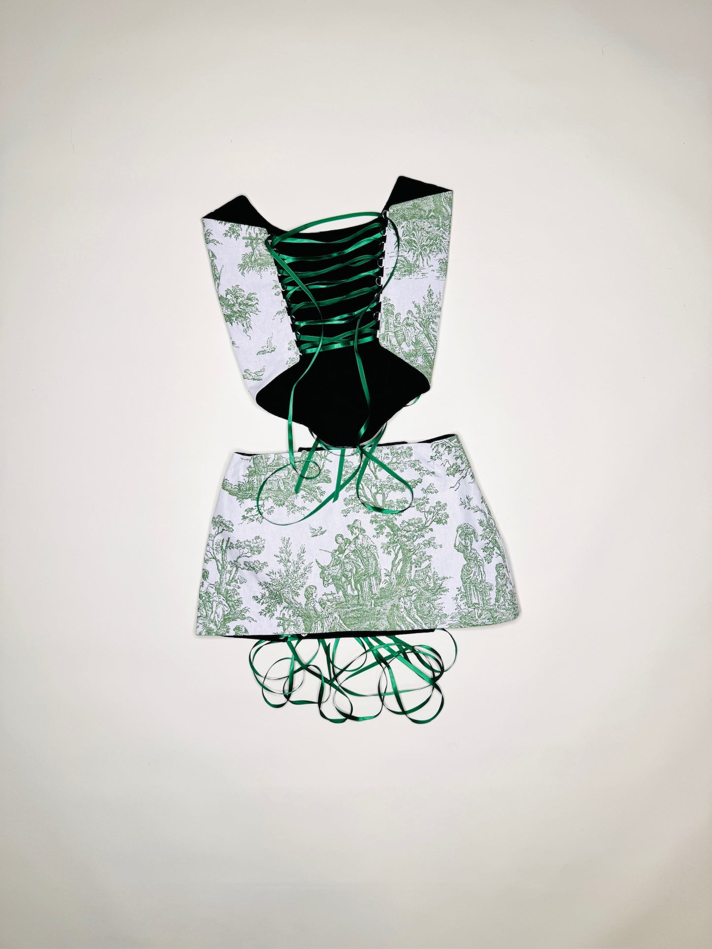 Green Toile Set