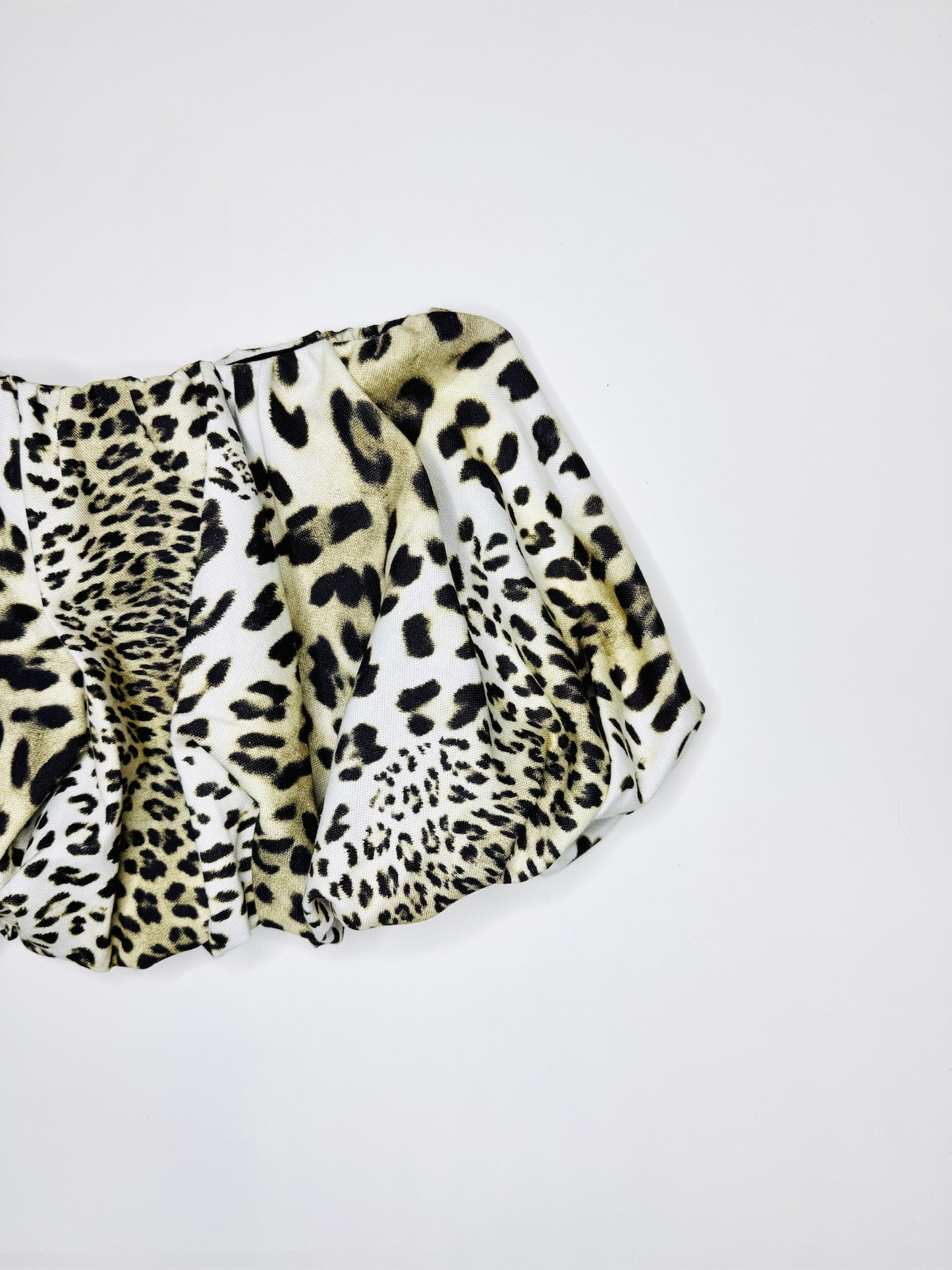 Grey Leopard Bubble