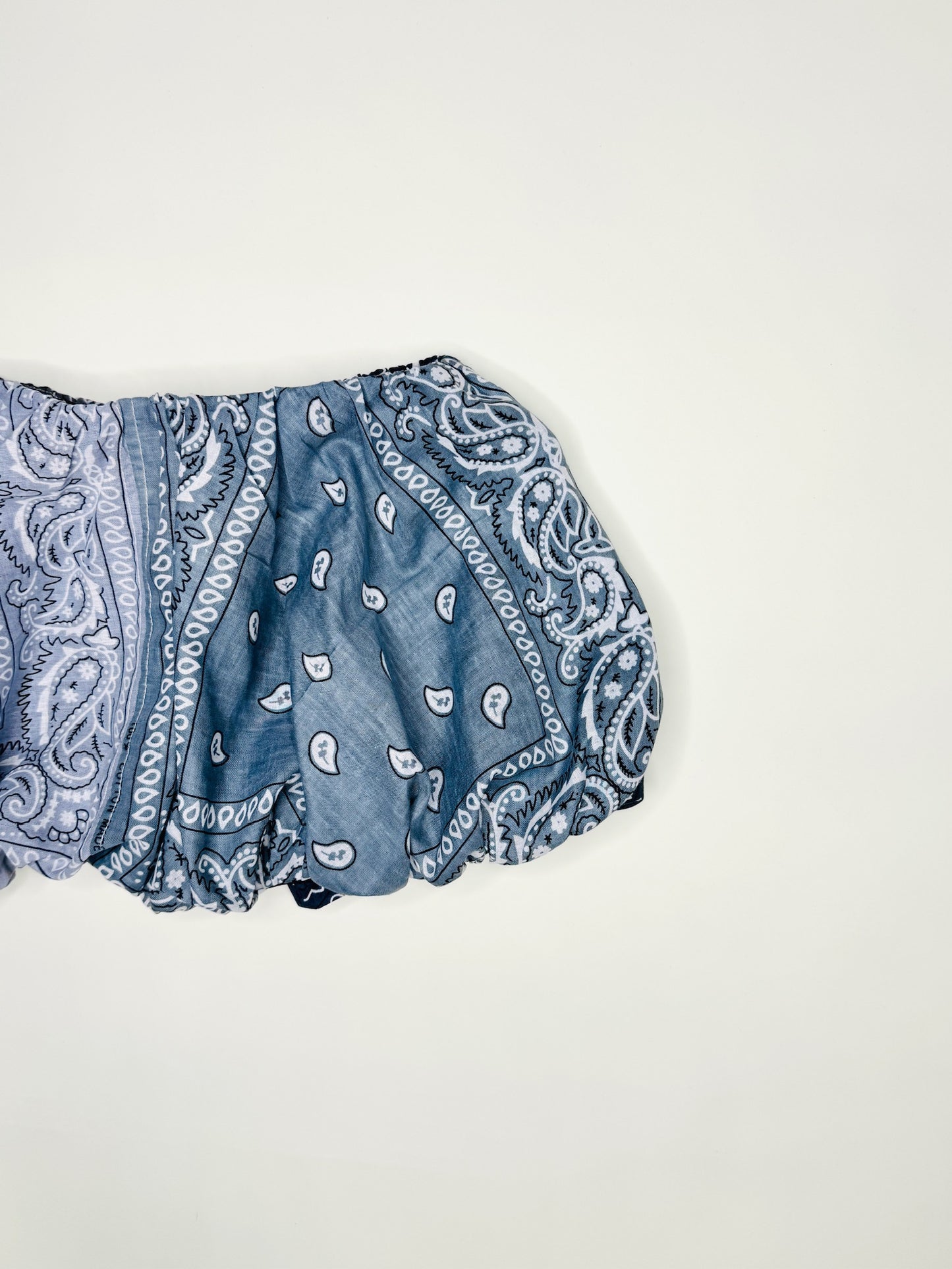 Grey Bandana Bubble