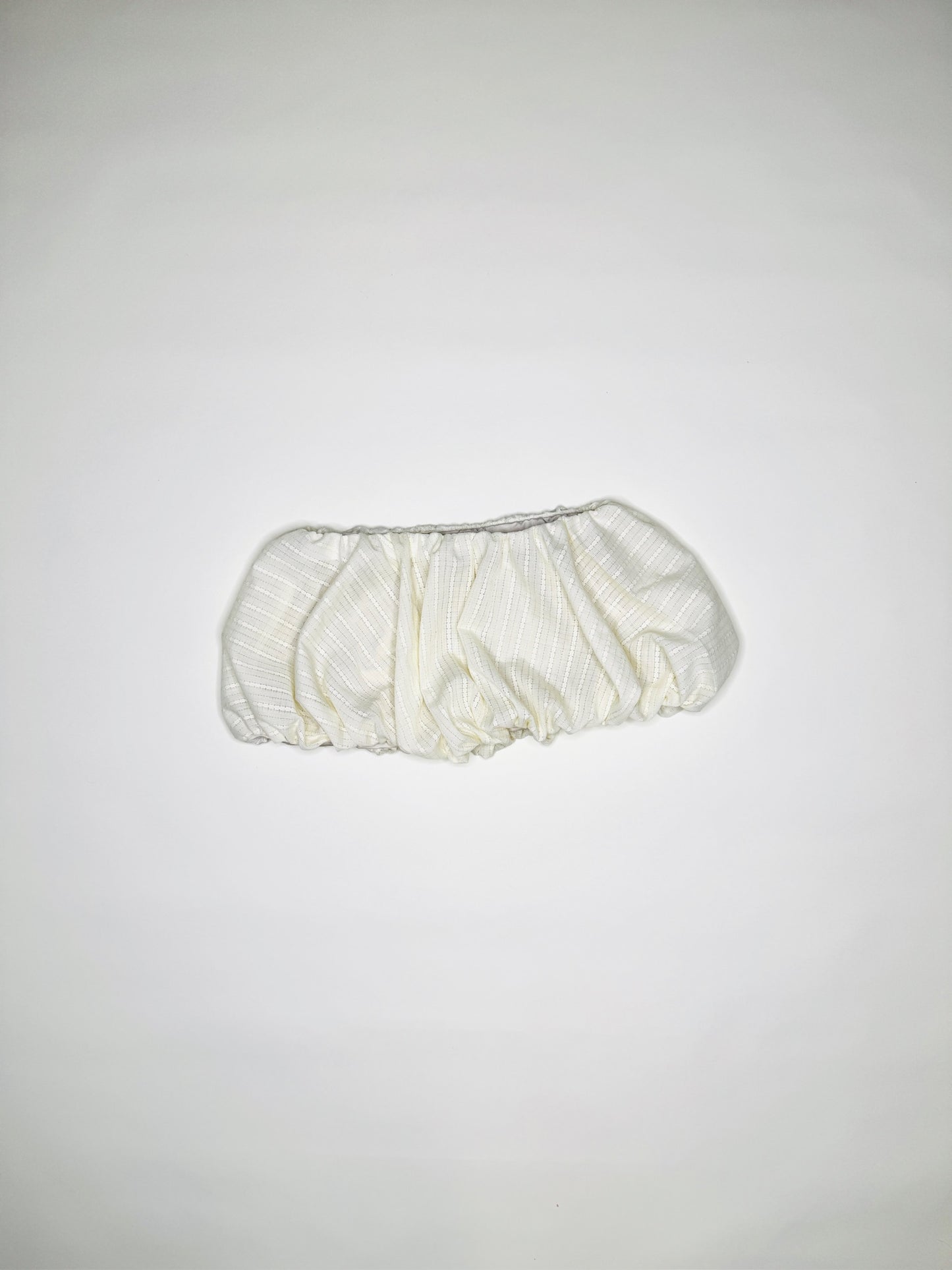 Eyelet Bubble