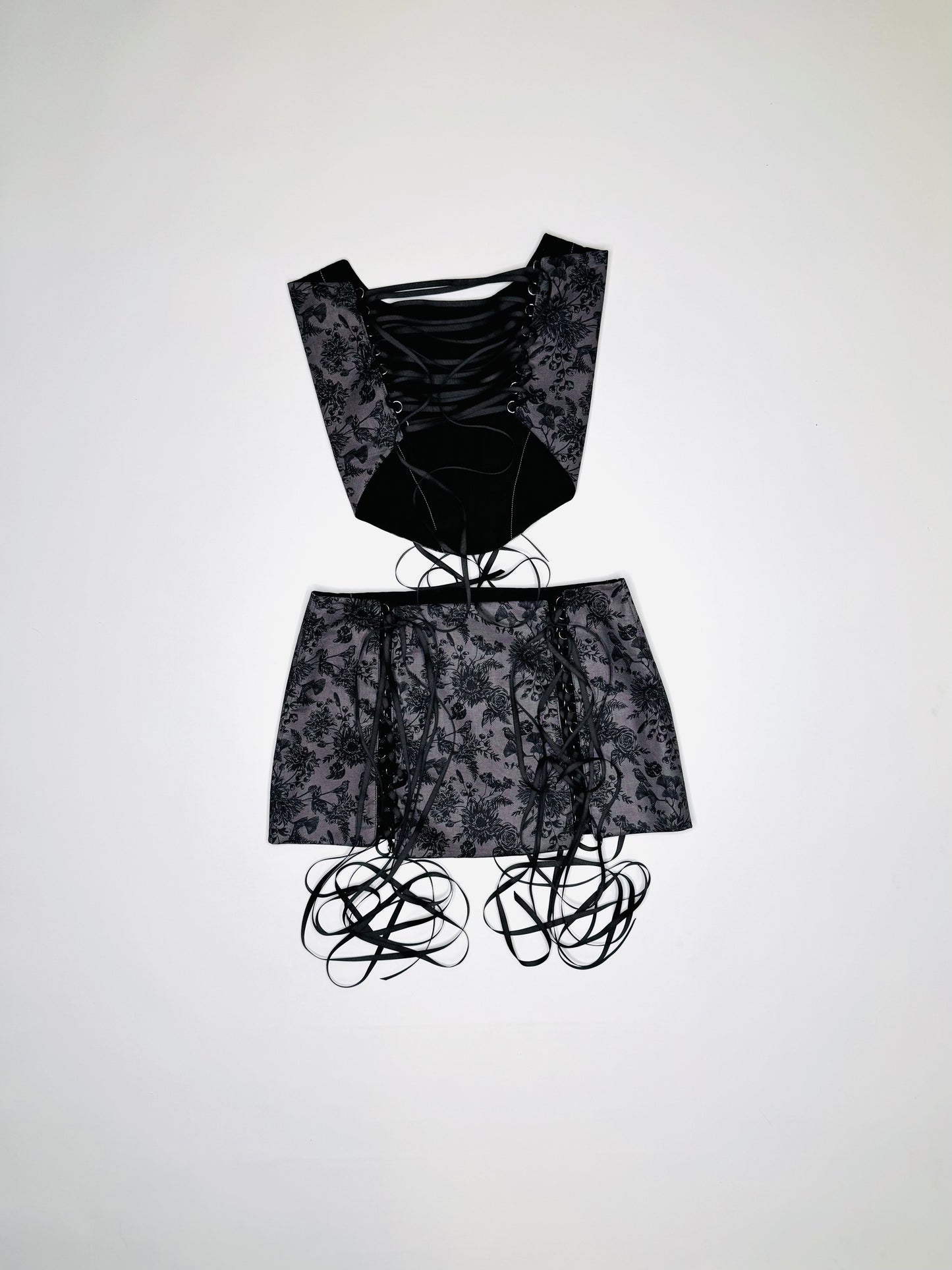 Black Bird Floral Set