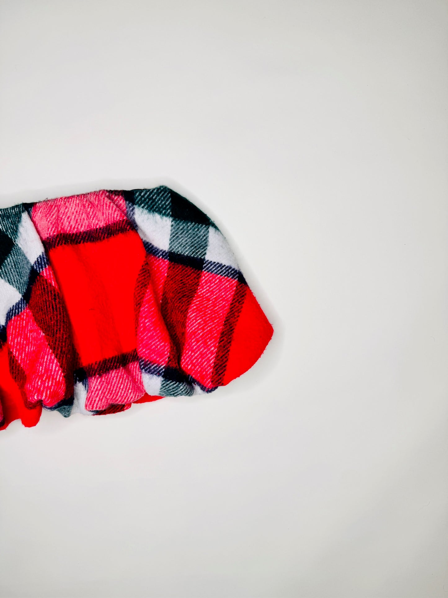 Plaid Split Bubble