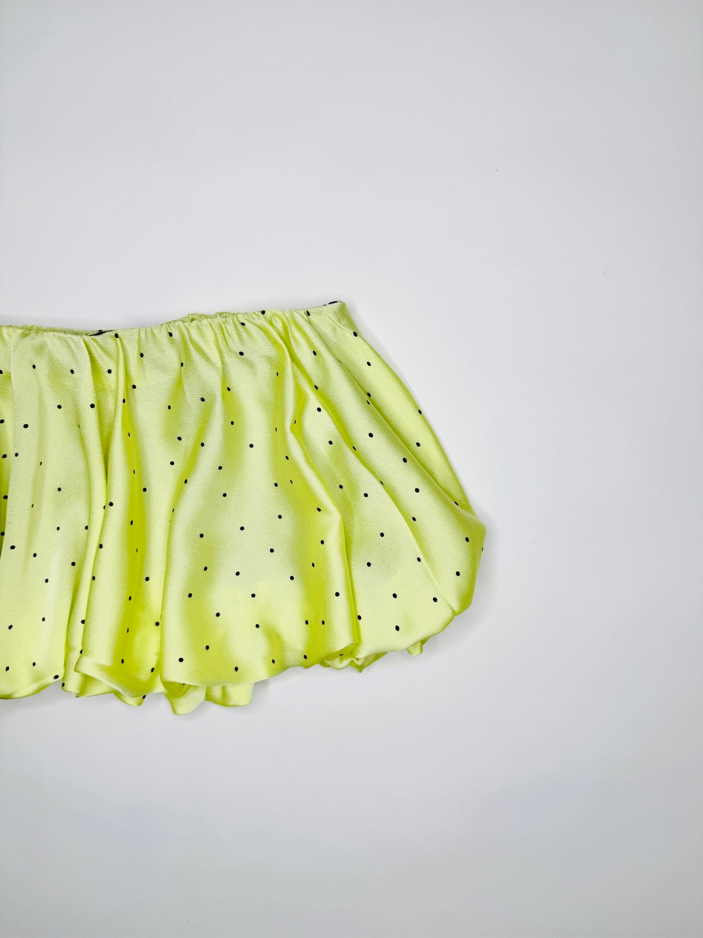 Yellow Polka Dot Micro Bubble