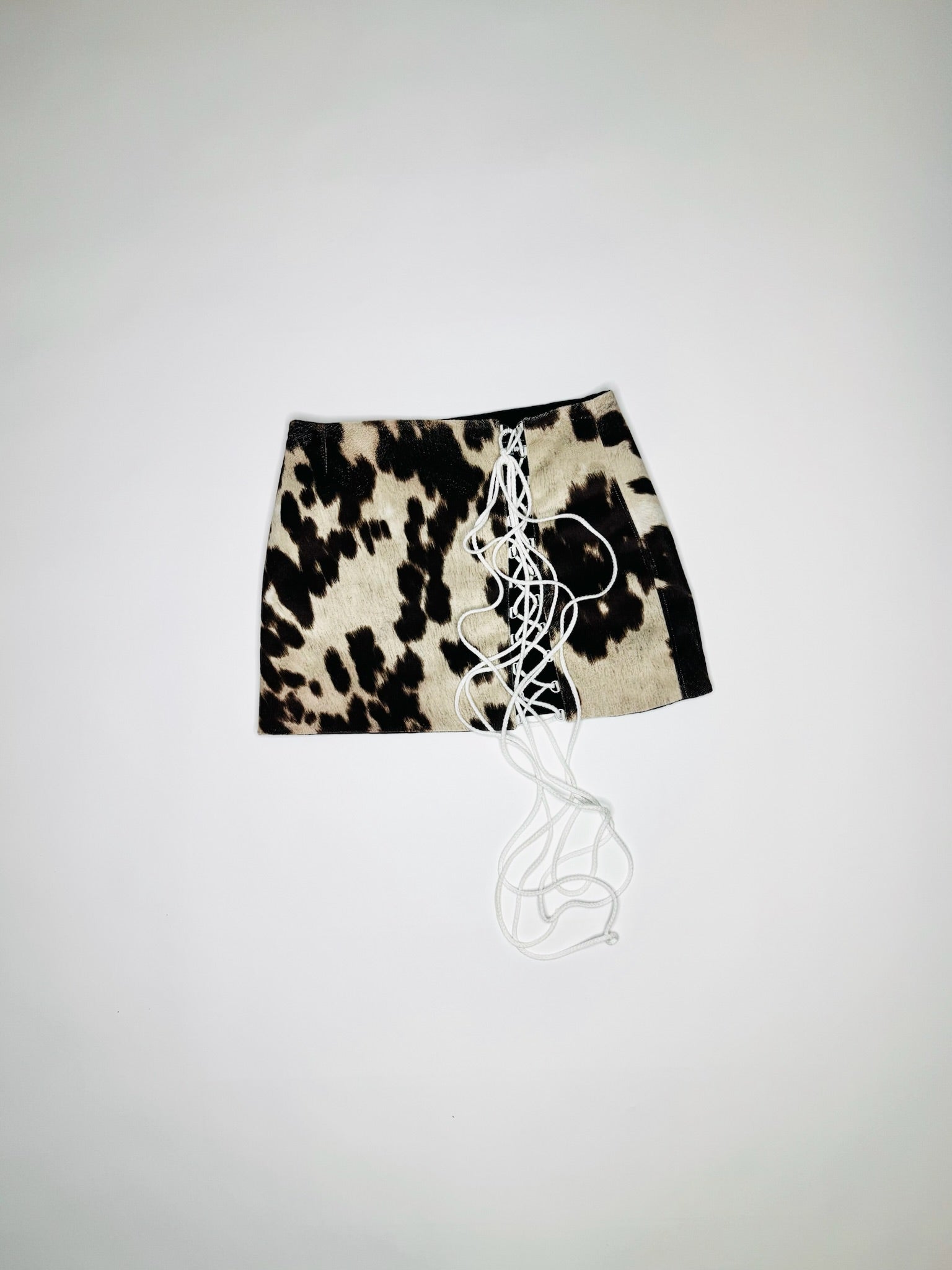 Burberry skirt cow best sale